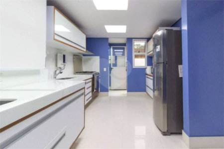 Casa à venda ou para alugar com 4 suítes no condomínio Araucárias, São Paulo - SP
