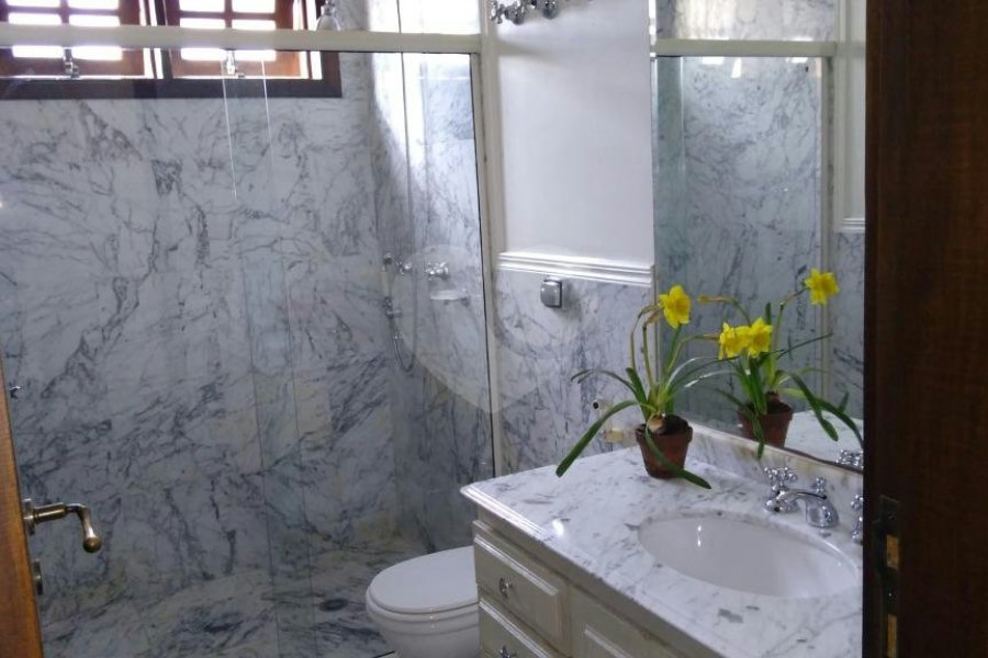 Casa à venda ou para alugar com 4 quartos, sendo 3 suítes, em Lapa, São Paulo, SP