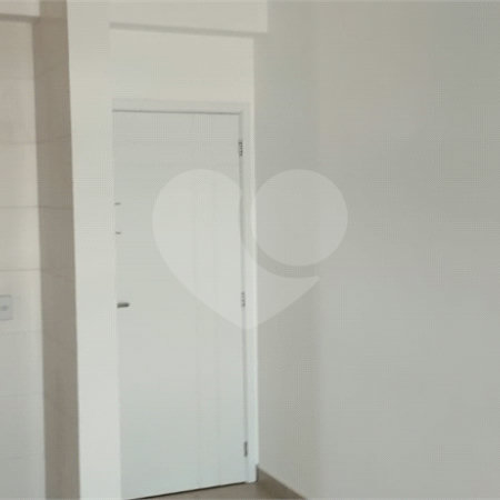 Apartamento à venda com 2 quartos, sendo 1 suíte, em Vila Macia, Itapetininga, SP