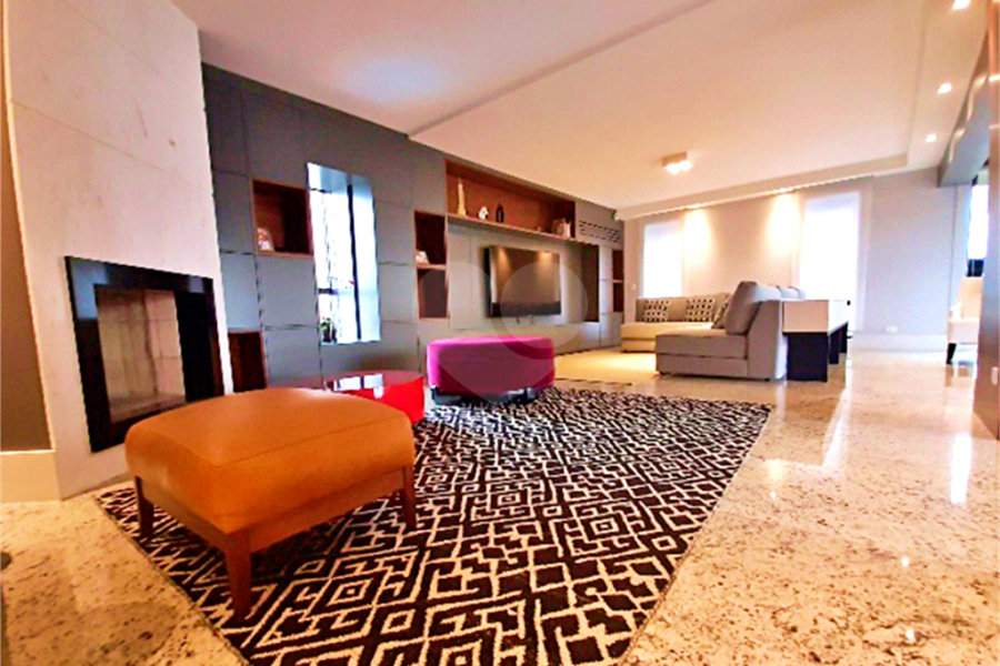 Apartamento à venda com 4 quartos, sendo 3 suítes, em Santana, São Paulo, SP