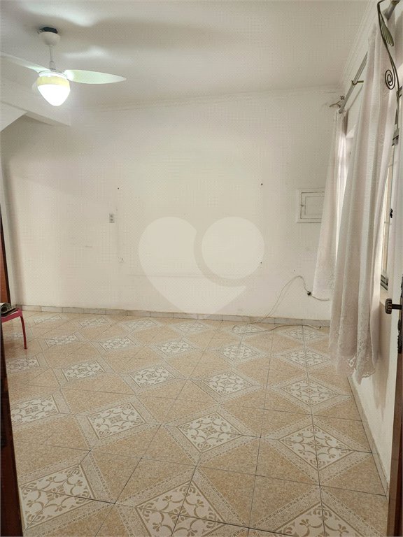 Sobrado à venda com 3 quartos em Vila Dalila, São Paulo, SP