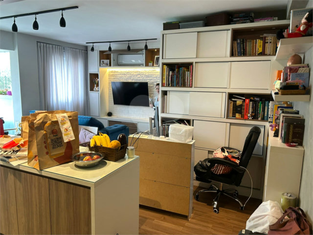 Apartamento à venda com 2 quartos, sendo 1 suíte,  em Santana, São Paulo, SP