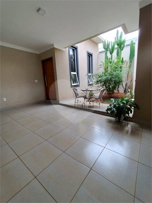 Casa à venda com 3 quartos, sendo 1 suíte, em Jardim Santa Cecília, Ribeirão Preto, SP