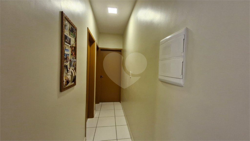 Apartamento à venda no condomínio Parque das Acácias.