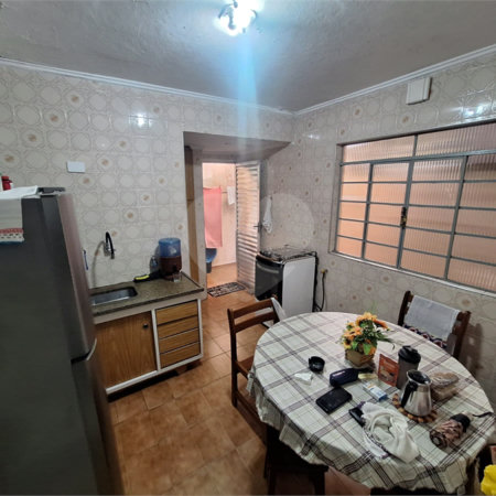 Sobrado à venda com 2 quartos em Vila Nivi, São Paulo, SP