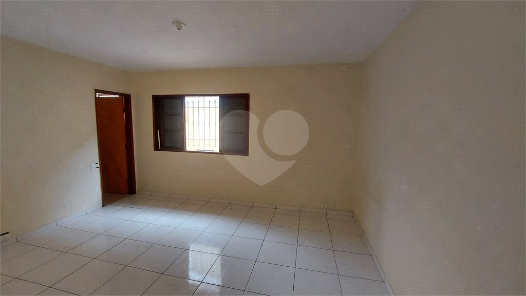 Sobrado à venda com 4 quartos, sendo 1 suíte,  em Vila Guarani (z Sul), São Paulo, SP