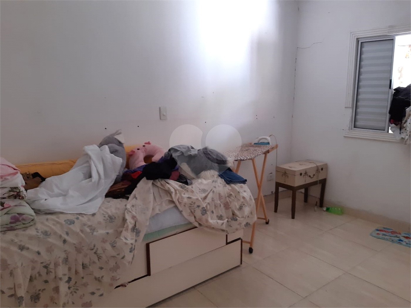 Casa à venda com 3 quartos, sendo 1 suíte, no condomínio Sem Nome, São Paulo - SP