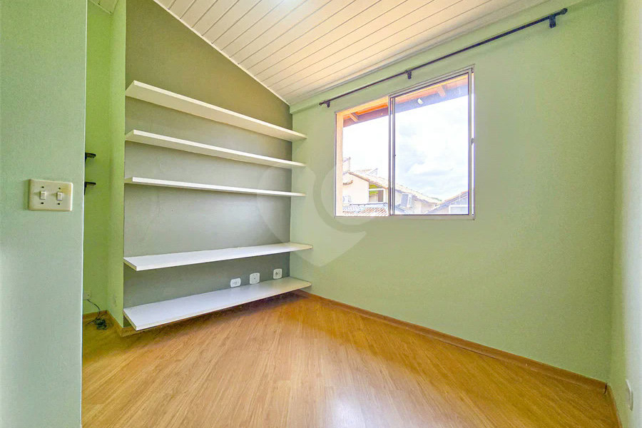 Casa em condomínio no Tucuruvi, 3 dormitórios, 1 suíte, 3 banheiros, 2 vagas e lazer com churrasqueira no condomínio
