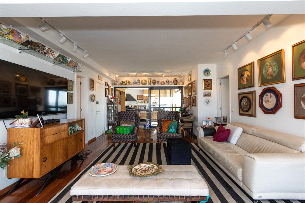 Apartamento à venda com 3 suítes em Vila Leopoldina, São Paulo, SP