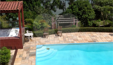 Casa à venda com 7 quartos, sendo 6 suítes,  em Caceia, Mairiporã, SP