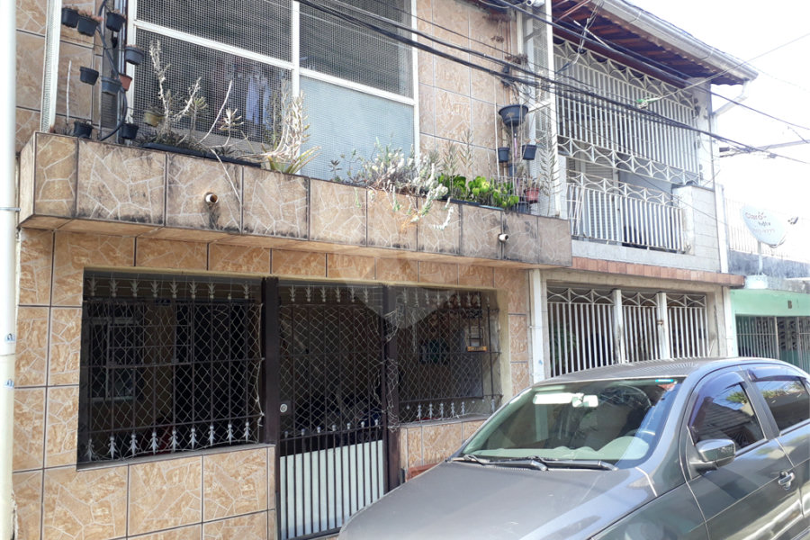 Sobrado à venda com 2 quartos em Tremembé, São Paulo, SP