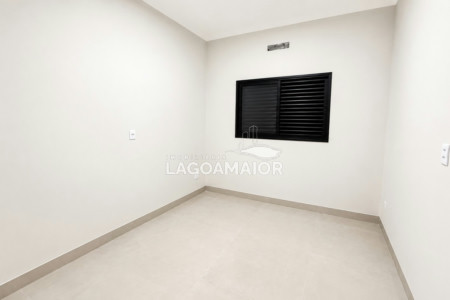 Casa à venda com 3 quartos, sendo 1 suíte,  em Jardim dos Ipês, Três Lagoas, MS