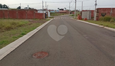 Terreno à venda com 2 quartos em Parque Itapê, Itapetininga, SP