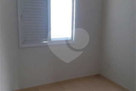 Sobrado à venda com 2 suítes em Jardim Nely, Indaiatuba, SP
