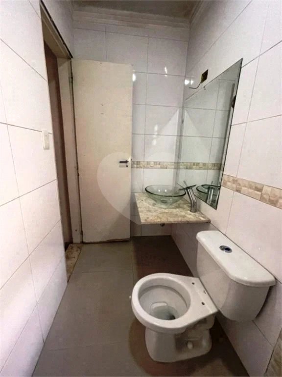 Sobrado à venda com 3 quartos, sendo 1 suíte, em Jardim Rosa de Franca, Guarulhos, SP