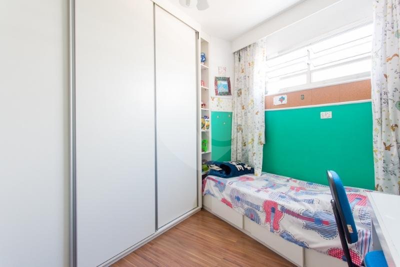 Apartamento à venda com 3 quartos, sendo 1 suíte, em Vila Mariana, São Paulo, SP