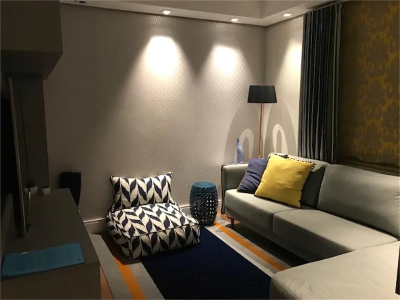 Apartamento à venda com 3 quartos, sendo 1 suíte,  em Jardim Ampliação, São Paulo, SP