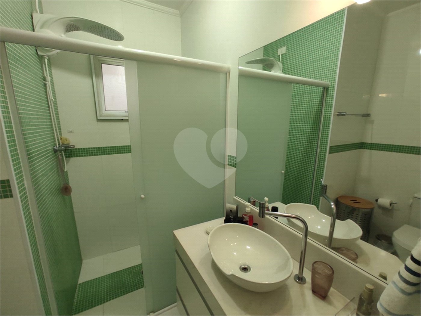 Sobrado à venda com 3 quartos, sendo 1 suíte, em Vila Ema, São Paulo, SP