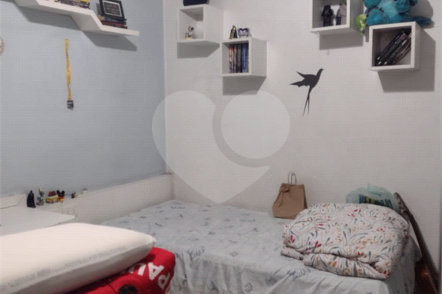 Casa à venda com 4 quartos, sendo 2 suítes, em Vila Gustavo, São Paulo, SP