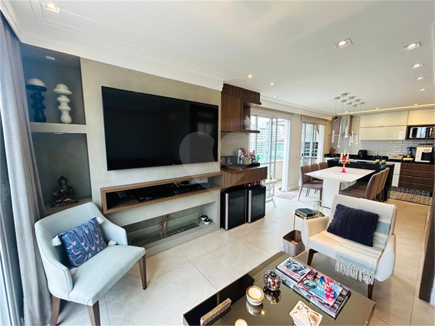 Apartamento à venda com 2 quartos, sendo 1 suíte, em Santa Cecília, São Paulo, SP