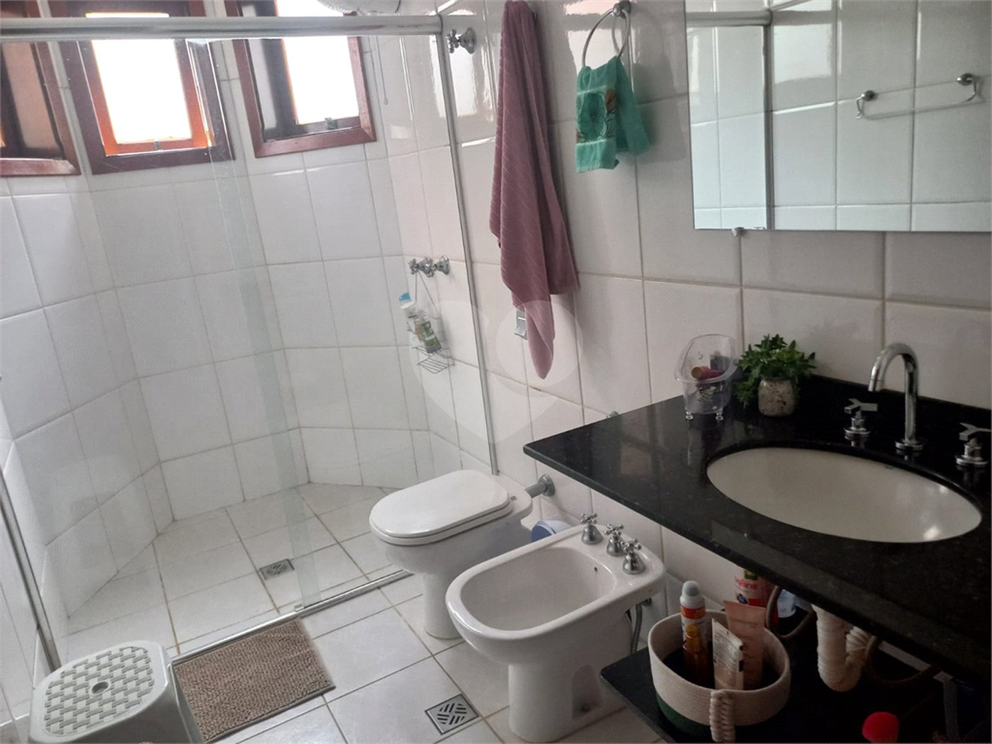 Casa à venda com 4 quartos, sendo 2 suítes,  em Villaggio Capríccio, Louveira, SP