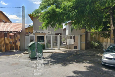 Sobrado para alugar com 3 quartos, sendo 1 suíte, em Vila Gomes, São Paulo - SP