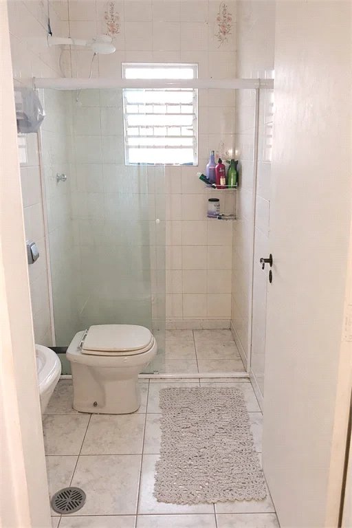 Casa à venda com 3 suítes em Jardim Leonor, São Paulo, SP