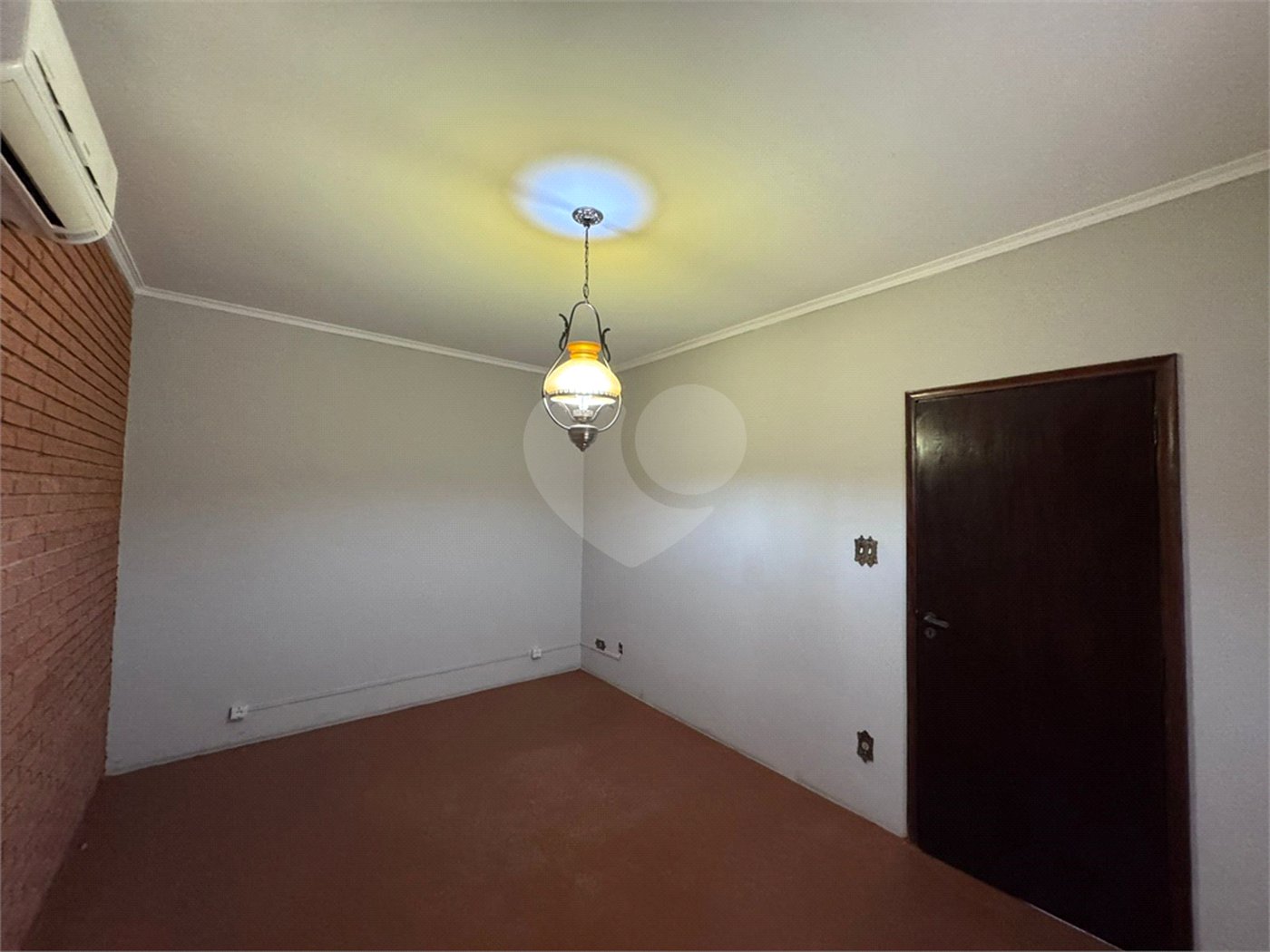 Sobrado à venda com 4 quartos, sendo 3 suítes, em Jardim América, Ribeirão Preto, SP