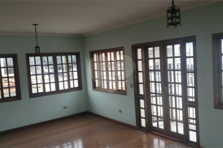 Sobrado à venda ou para alugar com 4 quartos, sendo 2 suítes, em Vila Congonhas, São Paulo, SP