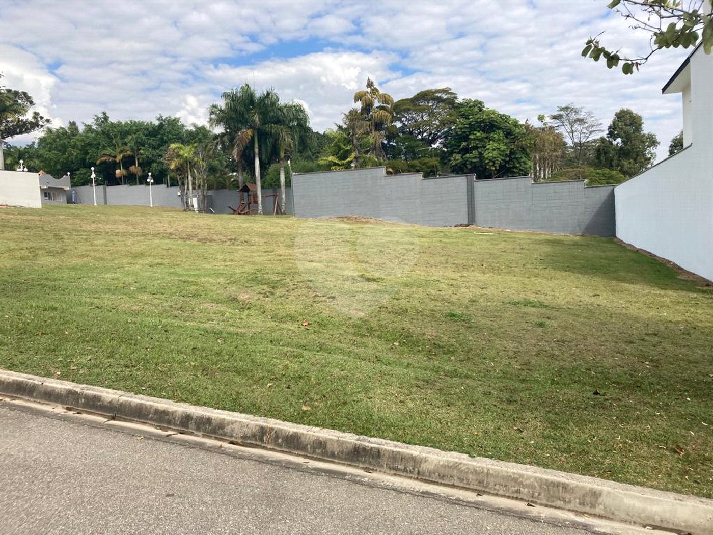 Terreno à venda em Loteamento Residencial Villágio DI Capri, Votorantim, SP