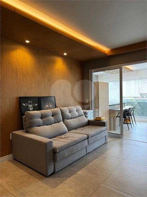 Apartamento à venda com 2 quartos, sendo 1 suíte, em Água Branca, São Paulo, SP