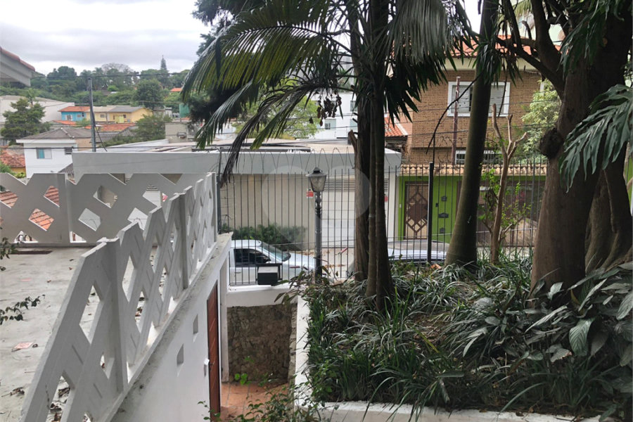 Sobrado à venda com 5 quartos, sendo 1 suíte,  em Tremembé, São Paulo, SP