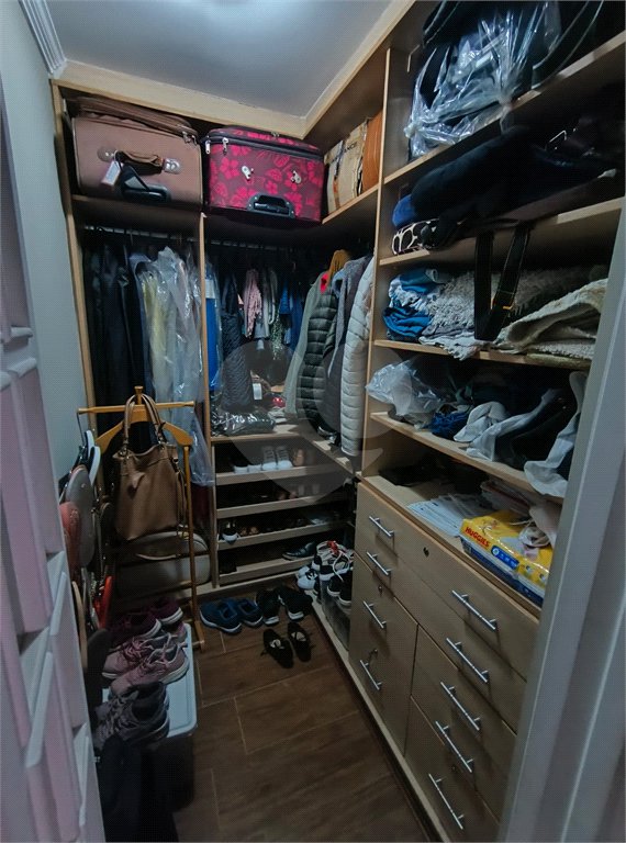 Casa à venda com 3 quartos, sendo 1 suíte,  em Parque Novo Mundo, São Paulo, SP