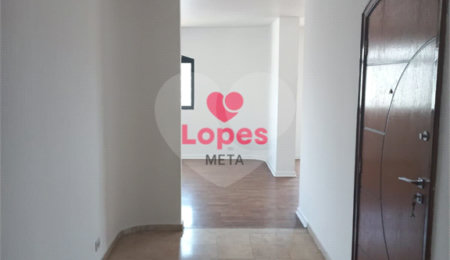 Apartamento à venda com 4 quartos, sendo 2 suítes, em Vila Adyana, São José dos Campos, SP