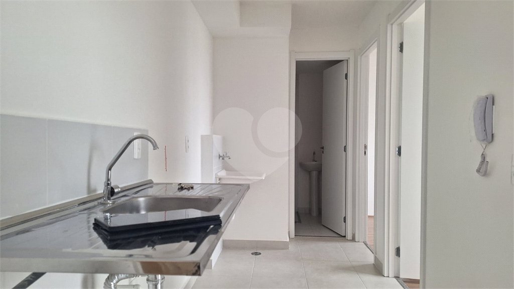 Apartamento à venda com 2 quartos em Parque Industrial Tomas Edson, São Paulo, SP