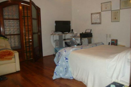 Sobrado à venda com 3 quartos, sendo 1 suíte, em Jardim Franca, São Paulo, SP
