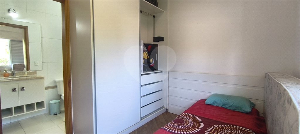 Sobrado à venda com 3 suítes em Vila Petrópolis, Atibaia, SP