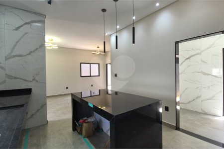 Casa à venda com 3 quartos, sendo 1 suíte, em Parque dos Lagos, Ribeirão Preto, SP