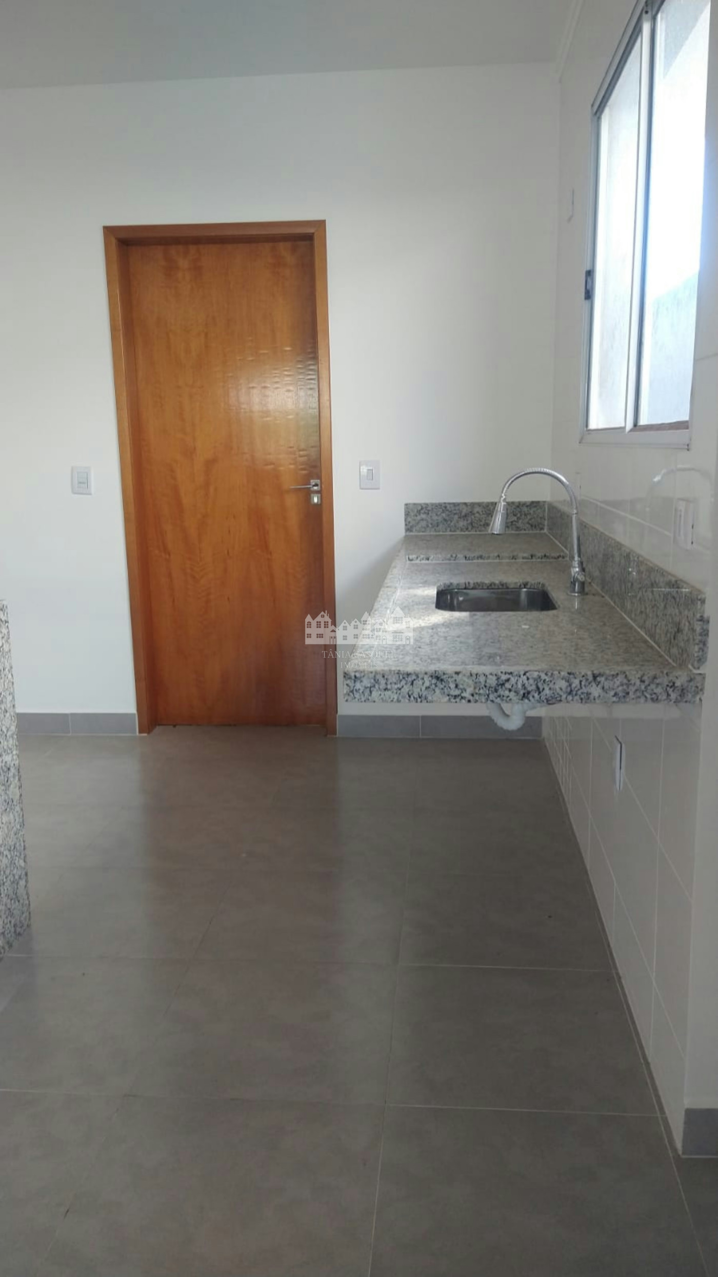 Casa à venda com 3 quartos, sendo 2 suítes, em Jardim do Lago, Atibaia, SP