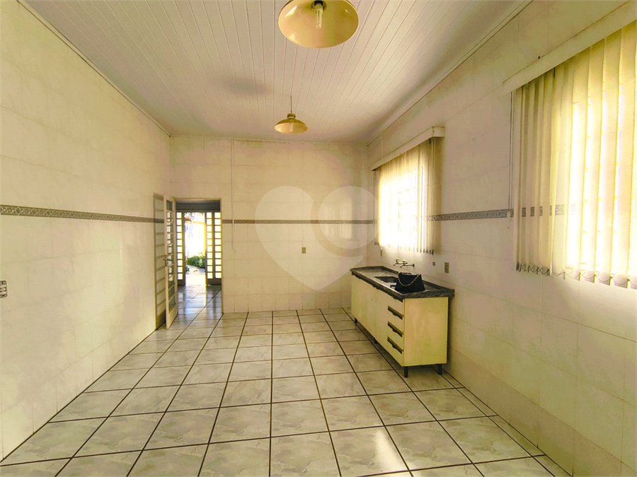 Casa para alugar com 2 quartos, sendo 1 suíte, no Centro, Indaiatuba, SP