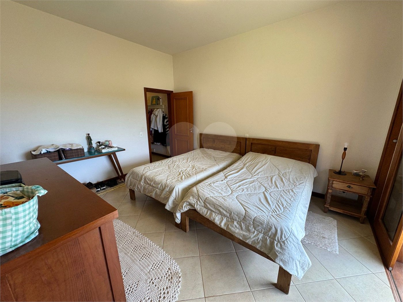 Casa à venda com 7 quartos, sendo 3 suítes,  em Jardim Colombo, Itapetininga, SP