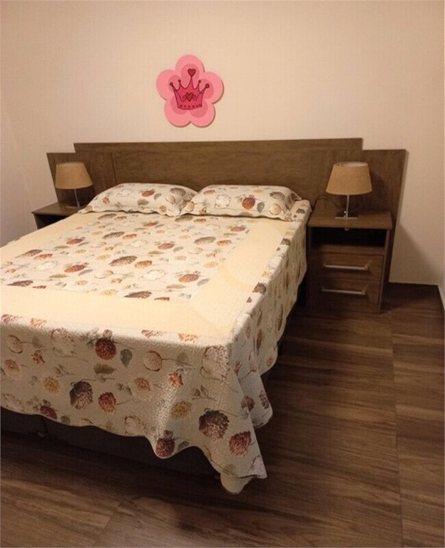 Sobrado à venda com 2 quartos em Jardim Santa Emília, São Paulo, SP