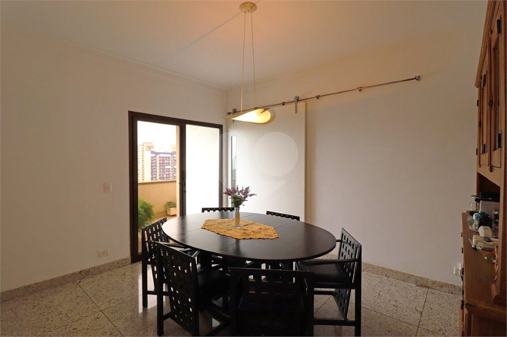 Apartamento à venda com 3 suítes em Vila Suzana, São Paulo, SP