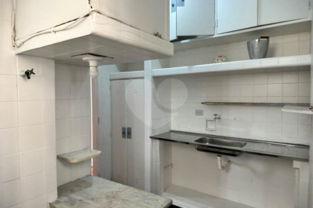 Apartamento à venda com 2 quartos, sendo 1 suíte, em Lagoa, Rio de Janeiro, RJ