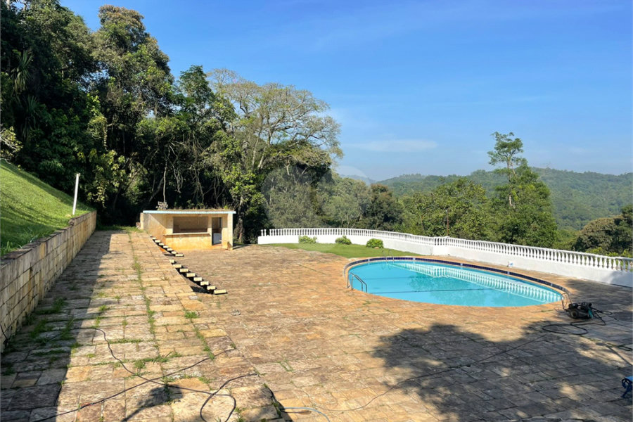 Casa à venda com 4 quartos no condomínio Jardim São Gonçalo, Mairiporã - SP