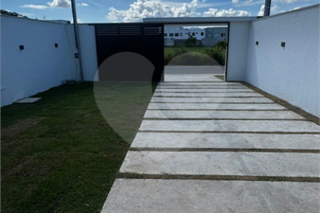 Casa à venda com 3 quartos, sendo 1 suíte, no condomínio Parque Guará, Rio de Janeiro - RJ