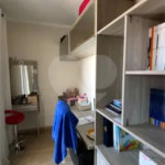 Sobrado à venda com 4 quartos, sendo 1 suíte, em Jardim Colorado, São José dos Campos, SP