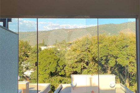 Sobrado à venda com 3 quartos, sendo 1 suíte, em Jardim do Lago, Atibaia, SP