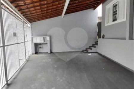 Casa à venda com 3 quartos, sendo 1 suíte,  no Centro, São José dos Campos, SP