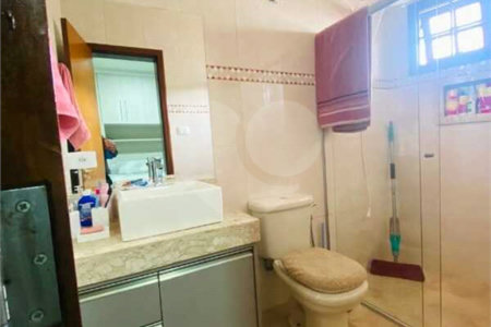 Sobrado à venda com 3 quartos, sendo 1 suíte, em Residencial Monte Verde, Indaiatuba, SP